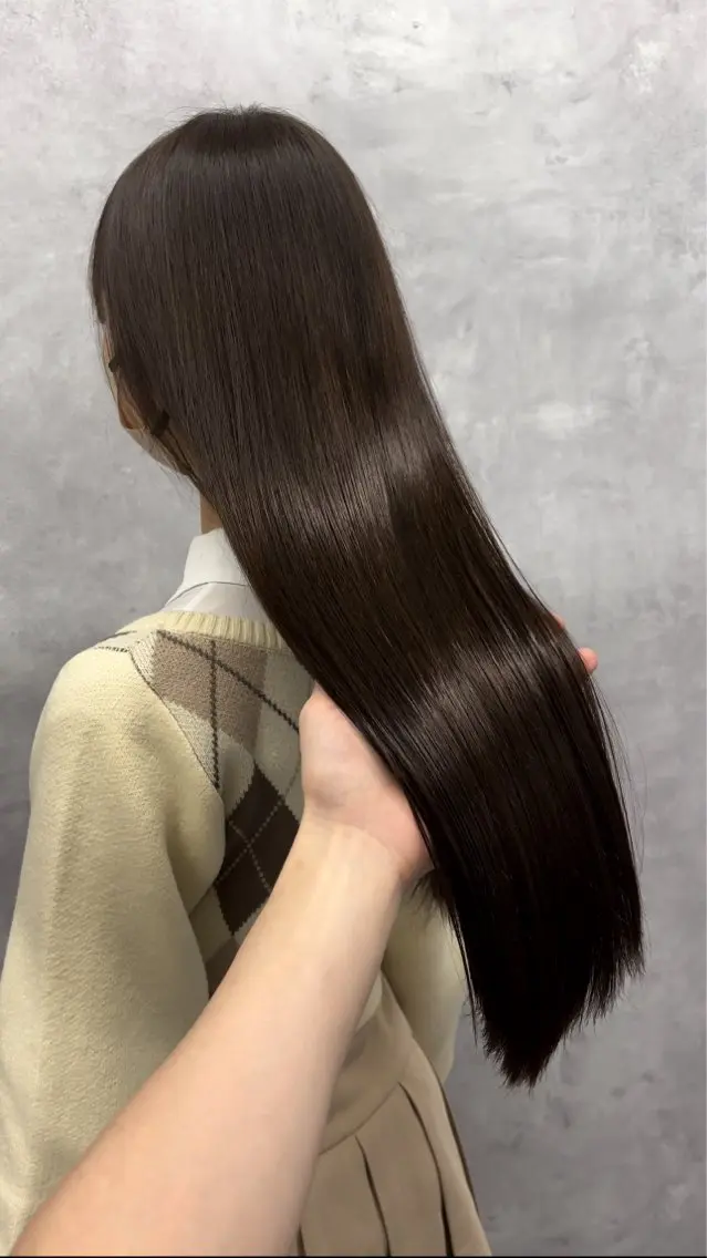 ロング カット ヘアカラー トリートメント NUMBER 天王寺YUYAのヘアスタイル