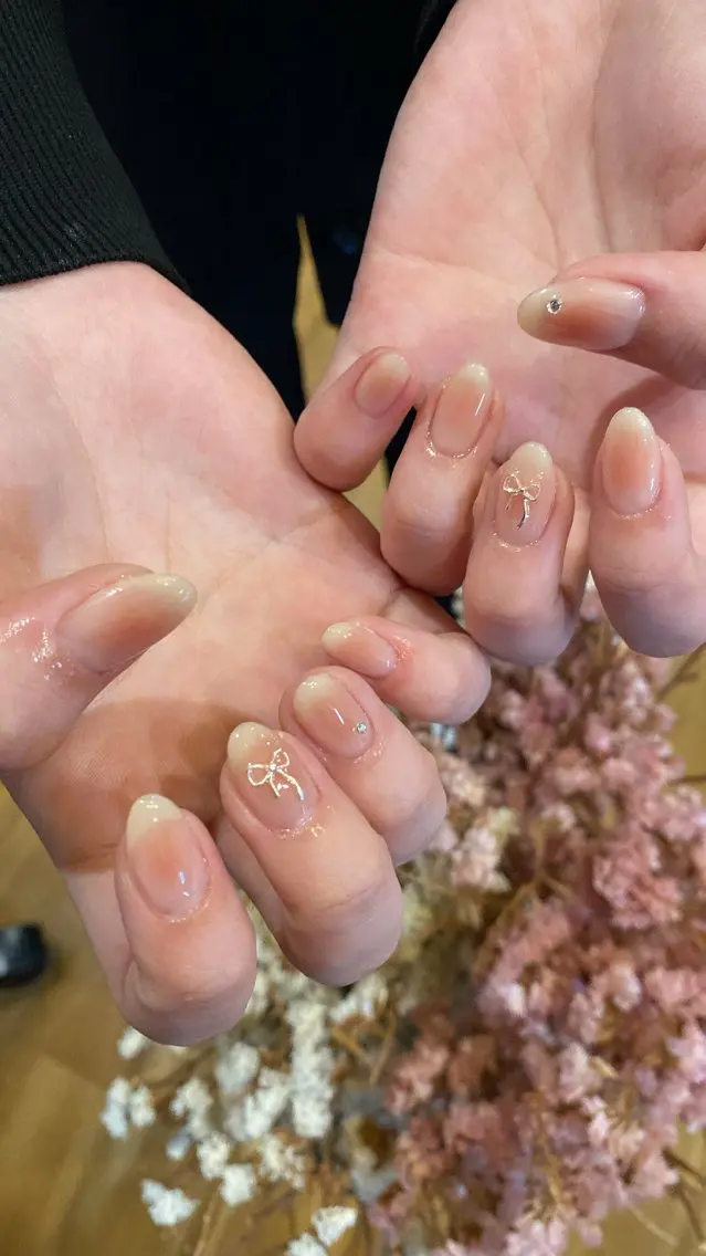 ネイル ハンドネイル crystal ⭐︎ colorのネイルデザイン