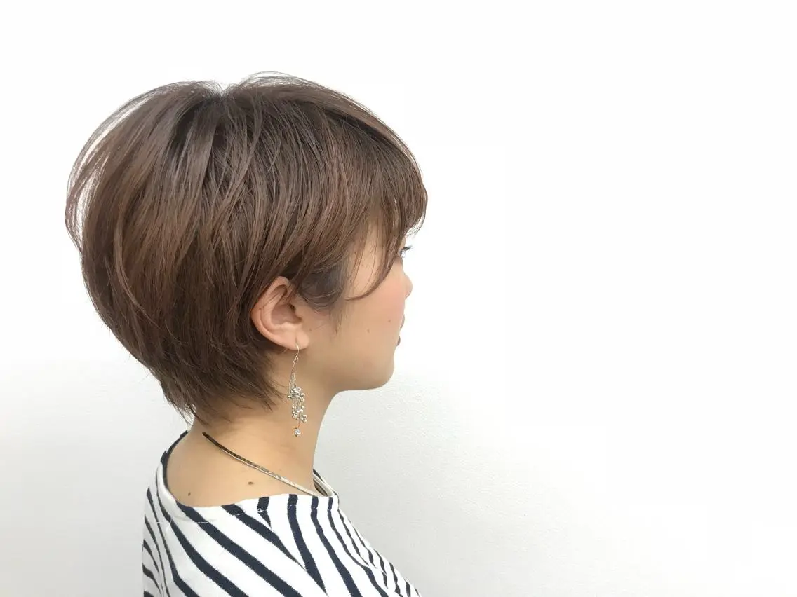 ショート カラー カット ヘアカラー トリートメント 大平 京佳のヘアスタイル