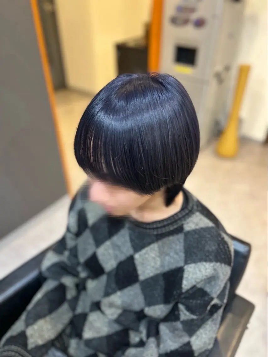 カラー ブルーカラー ネイビーカラー Sakura/ ショート・レイヤーのヘアスタイル