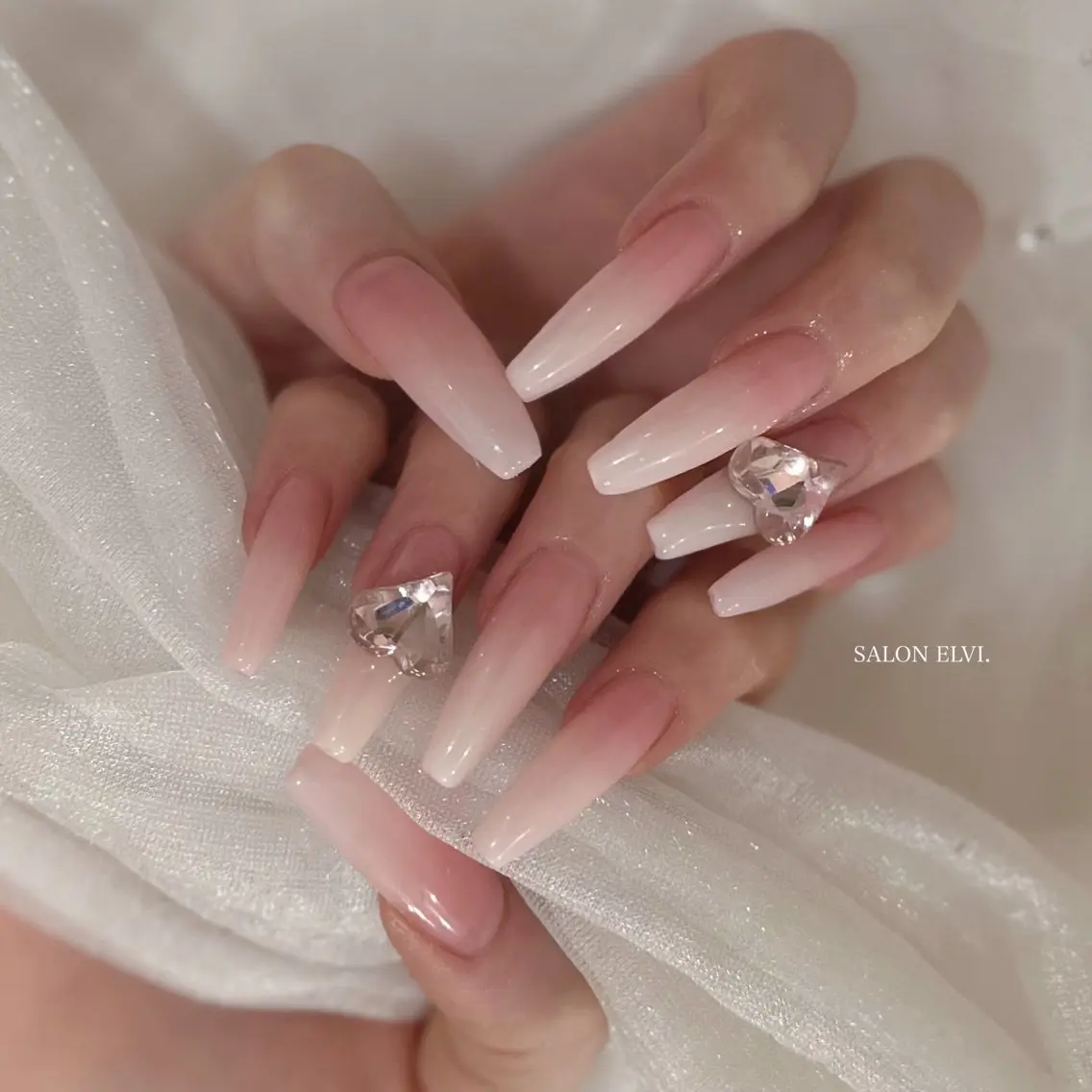 ネイル SALON ELVI.のネイルデザイン