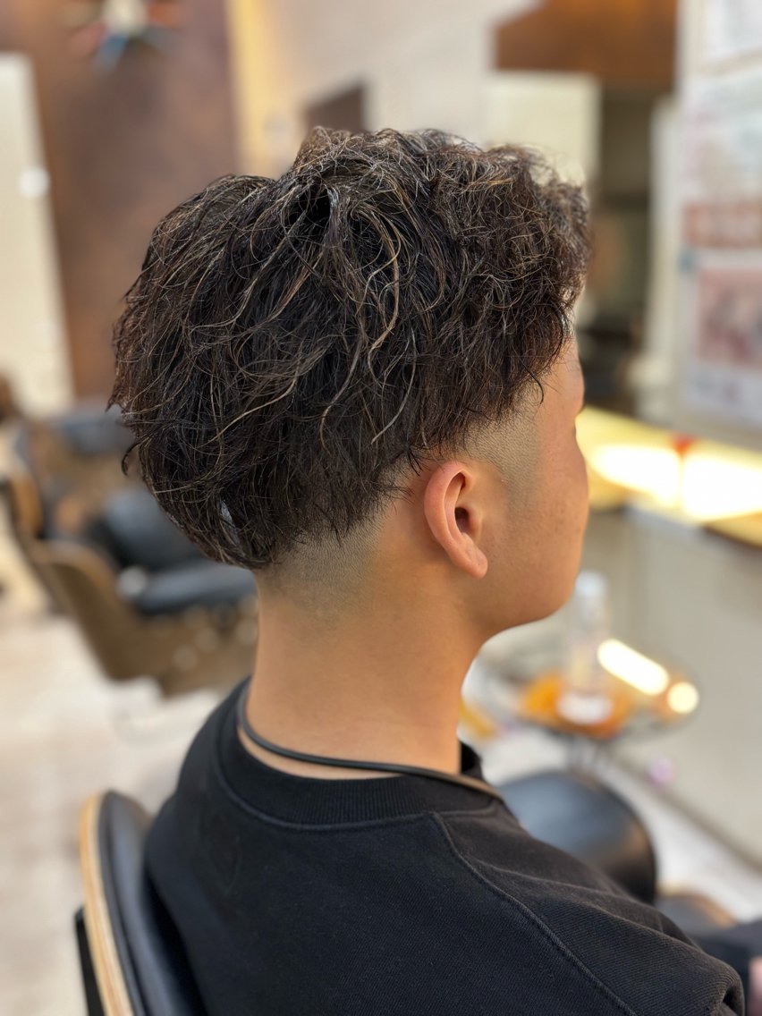 メンズ メンズメッシュ メンズパーマ ヘアカラー 沖野 愛恵のヘアスタイル
