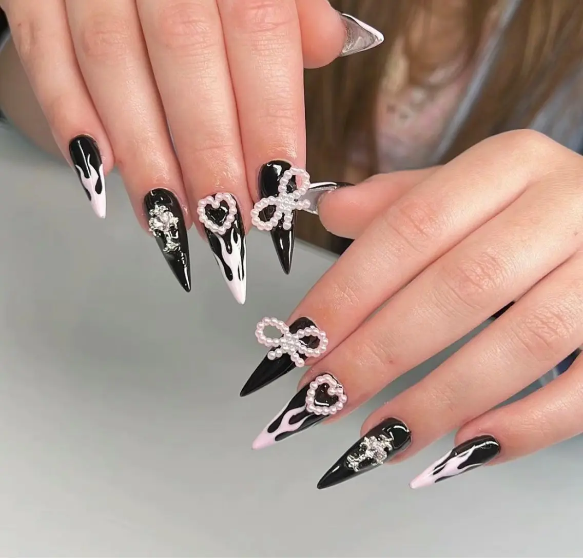 ネイル ハンドネイル ハンドケア 🍑 momo_nailのネイルデザイン