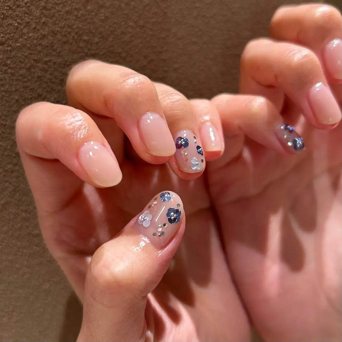 ネイル ハンドネイル Ezura Yumi シンプルネイルのネイルデザイン