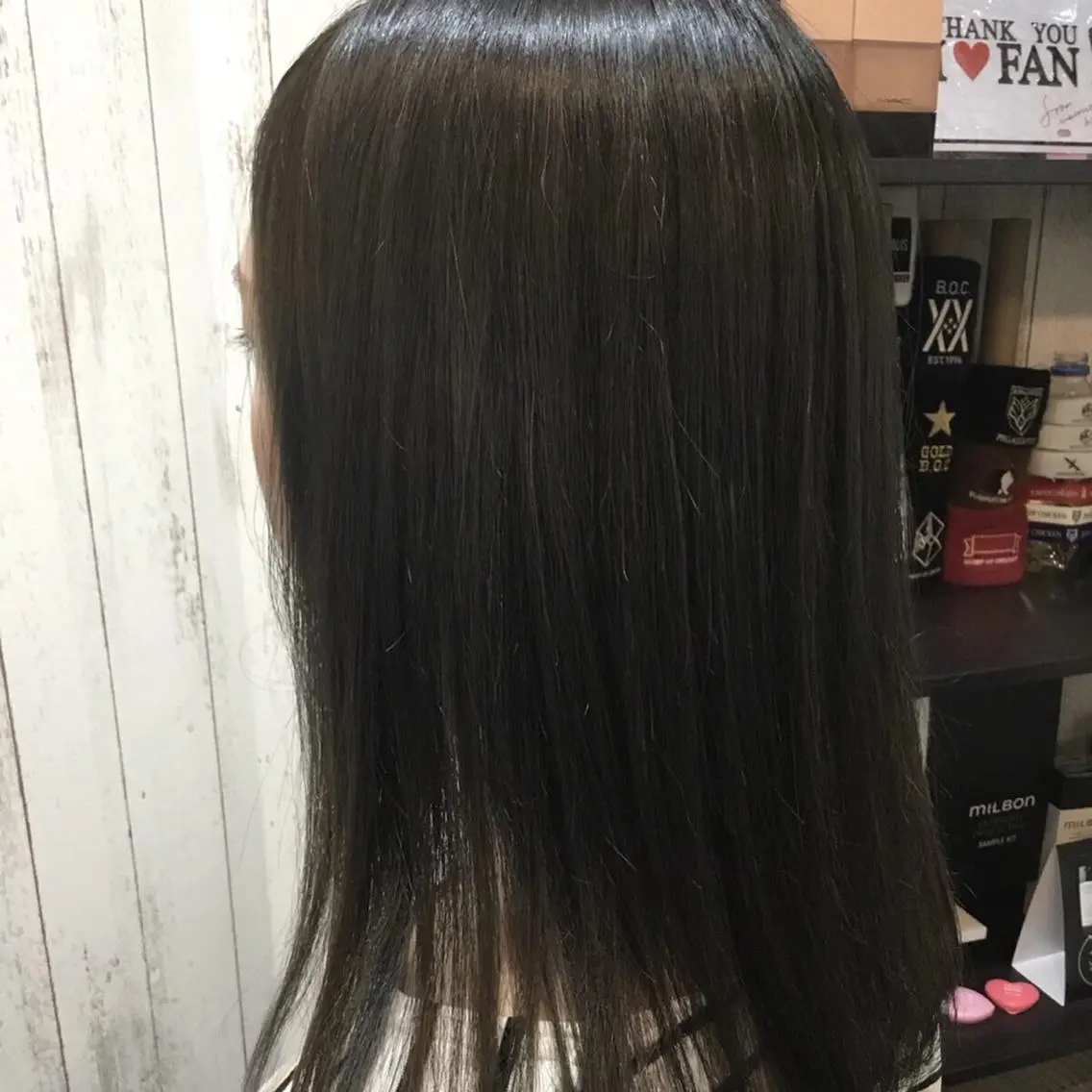 セミロング カラー embrace エンブレイスのヘアスタイル