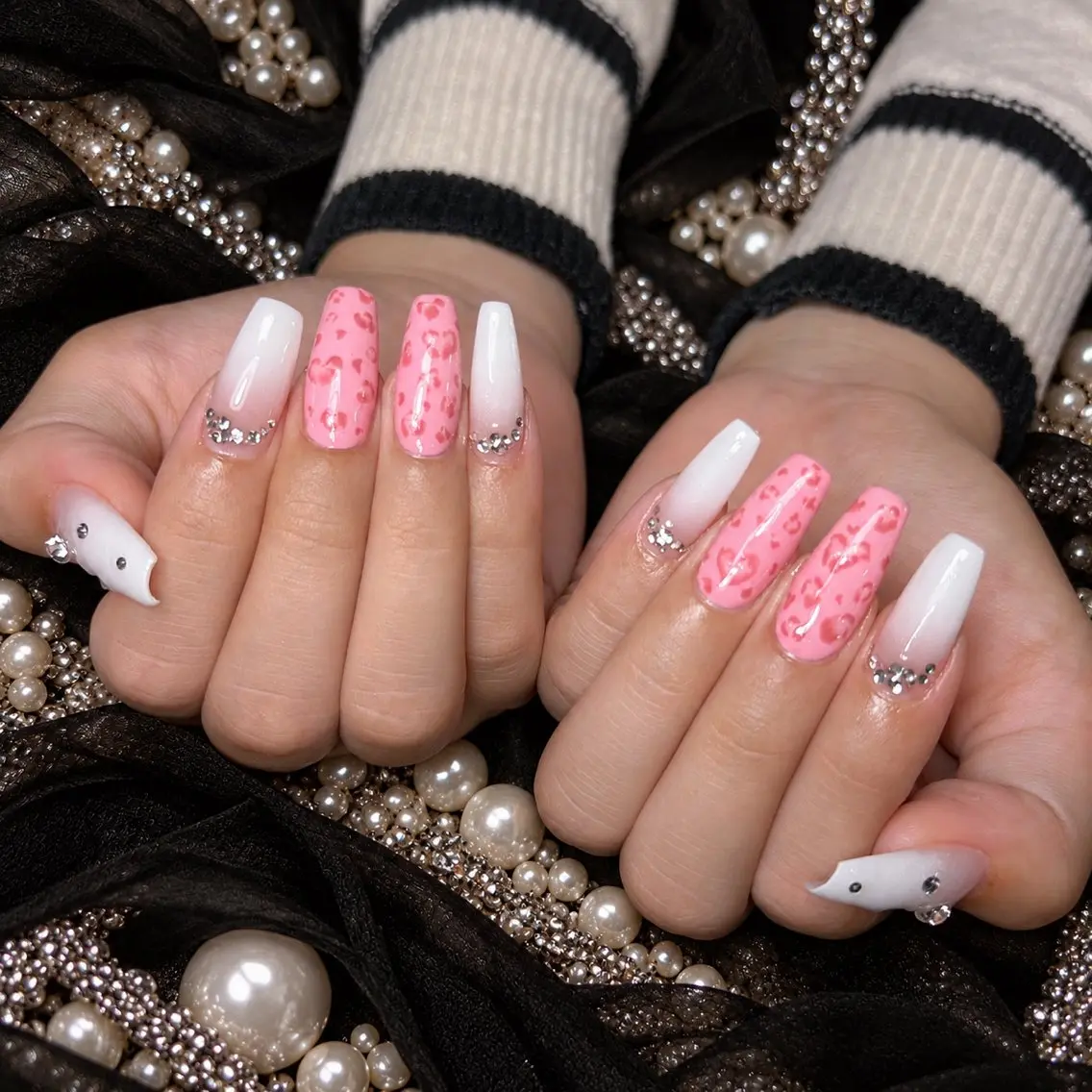 ネイル べっ甲ネイル ボルドー 長さ出し ハロウィン 韓国ネイル ハンドネイル ハンドケア NOERA NAIL チップ長さ出し大塚店のネイルデザイン