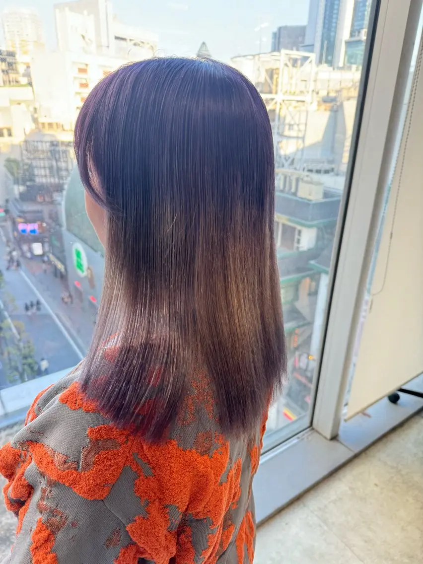 セミロング カラー デザインカラー カット ヘアカラー トリートメント 透明感カラー✨艶髪 制作🌱山根あゆみのヘアスタイル
