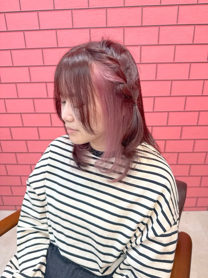 セミロング カラー バレイヤージュ ベージュカラー ブリーチ ケアブリーチ ダブルカラー ヘアカラー トリートメント ブリーチの神 KYONのその他イメージ