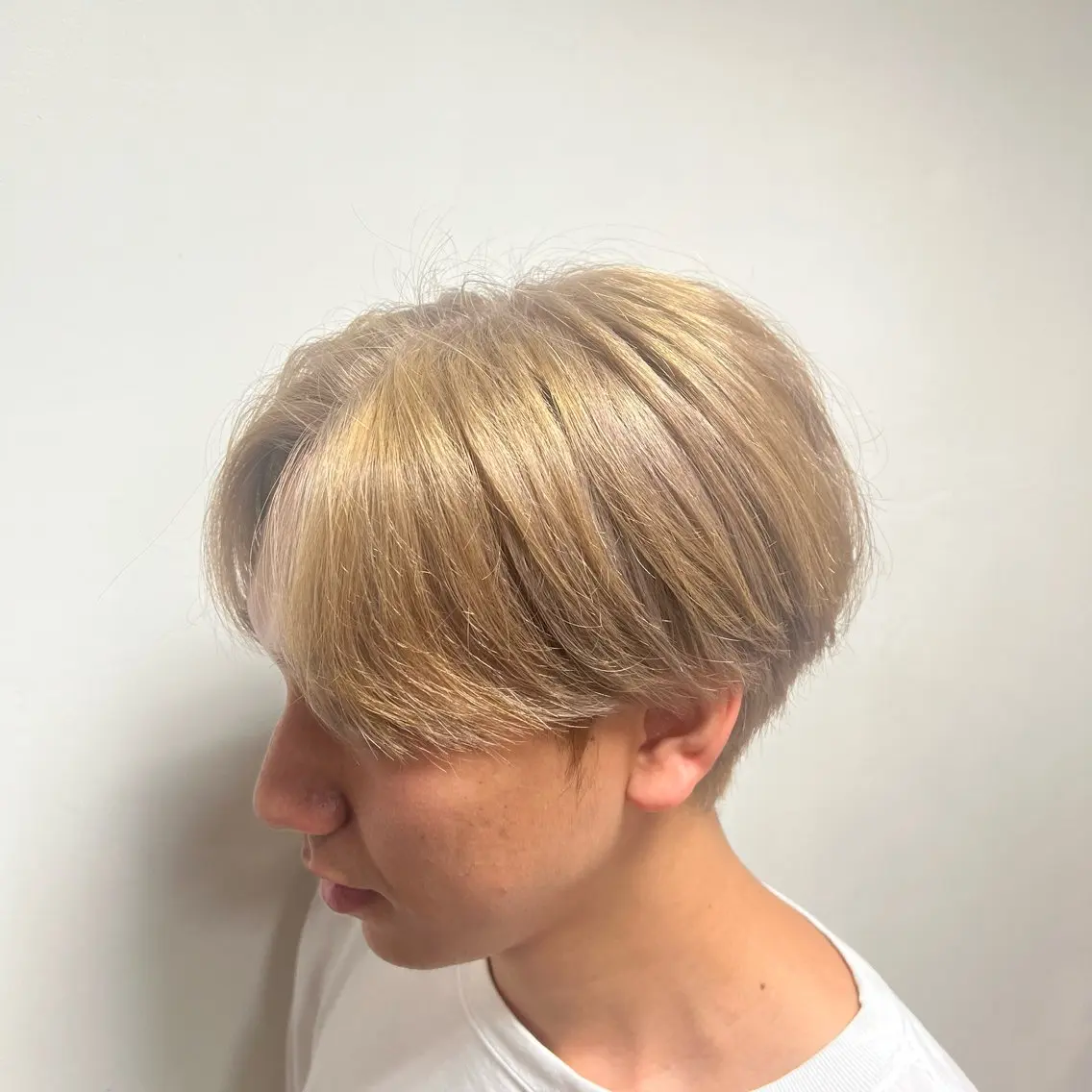 ショート カラー メンズ ベージュカラー ミルクティーベージュ 男性の方限定🚹山田 瑛心のヘアスタイル