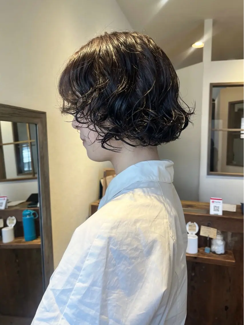 ミディアム カラー パーマ ミディアムパーマ グレージュ ラベンダーカラー ラベンダーグレージュ ラベンダーグレー カット ヘアカラー パーマ トリートメント ヘッドスパ 上品な暖色/丸みボブ Chie🪷のヘアスタイル