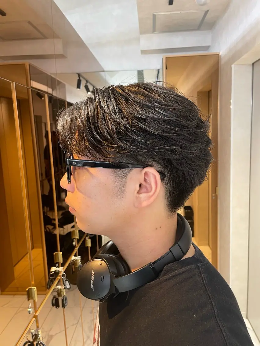 パーマ メンズ フェザーパーマ/ スペインカールのヘアスタイル