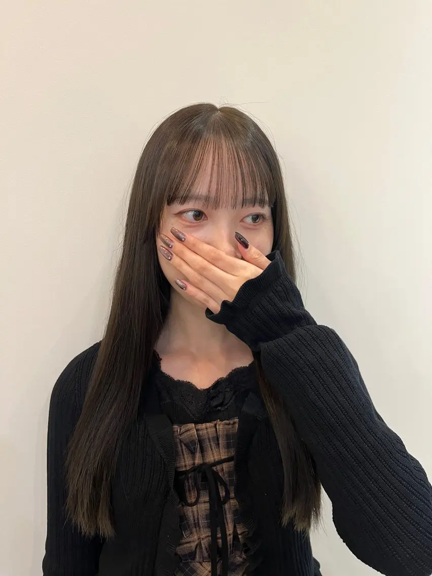 ロング カラー 透明感カラー オリーブカラー 🐝 chiba 🐻のヘアスタイル