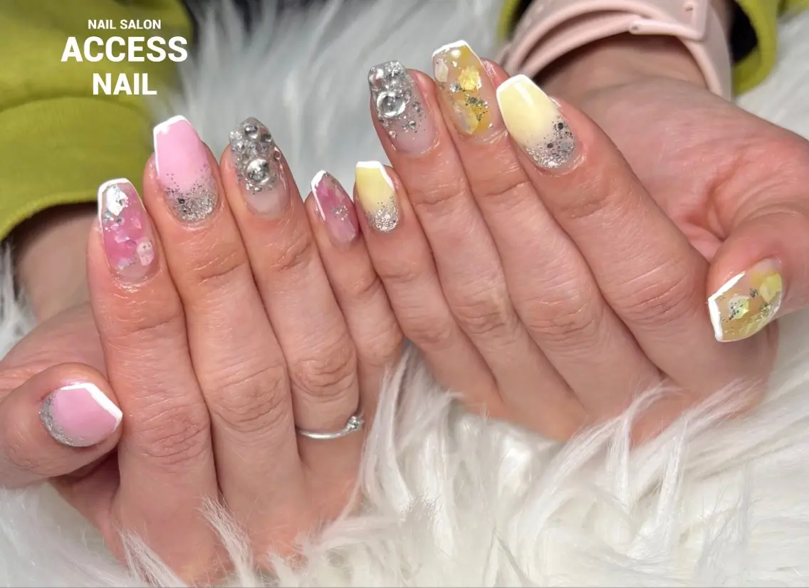 ネイル ハンドネイル access nailのネイルデザイン