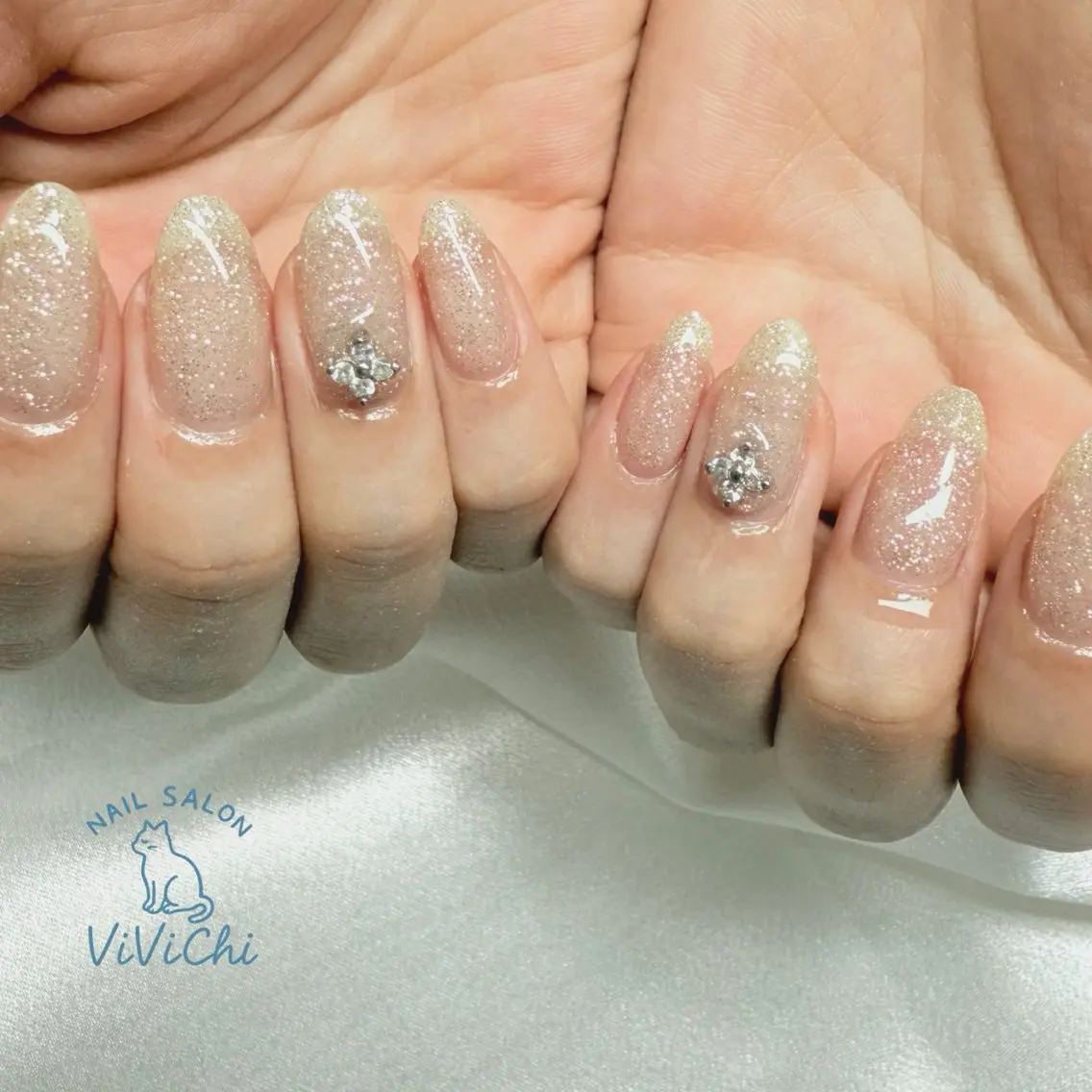 ネイル ViViChi 梨帆のネイルデザイン