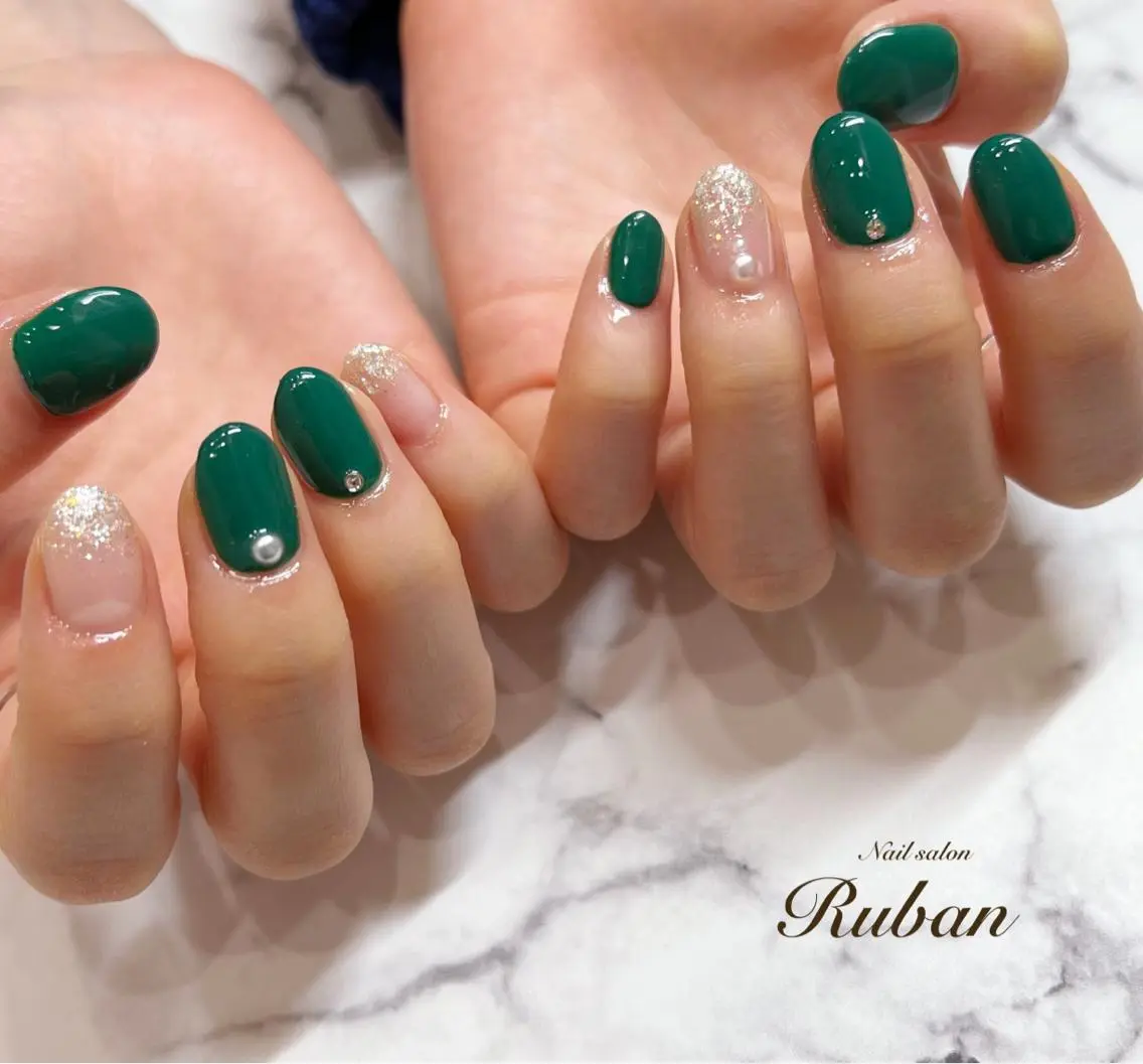 ネイル 成人式 グラデーション グリーン ラメ(グリッター) ラメグラデーション Nail salon Rubanのネイルデザイン