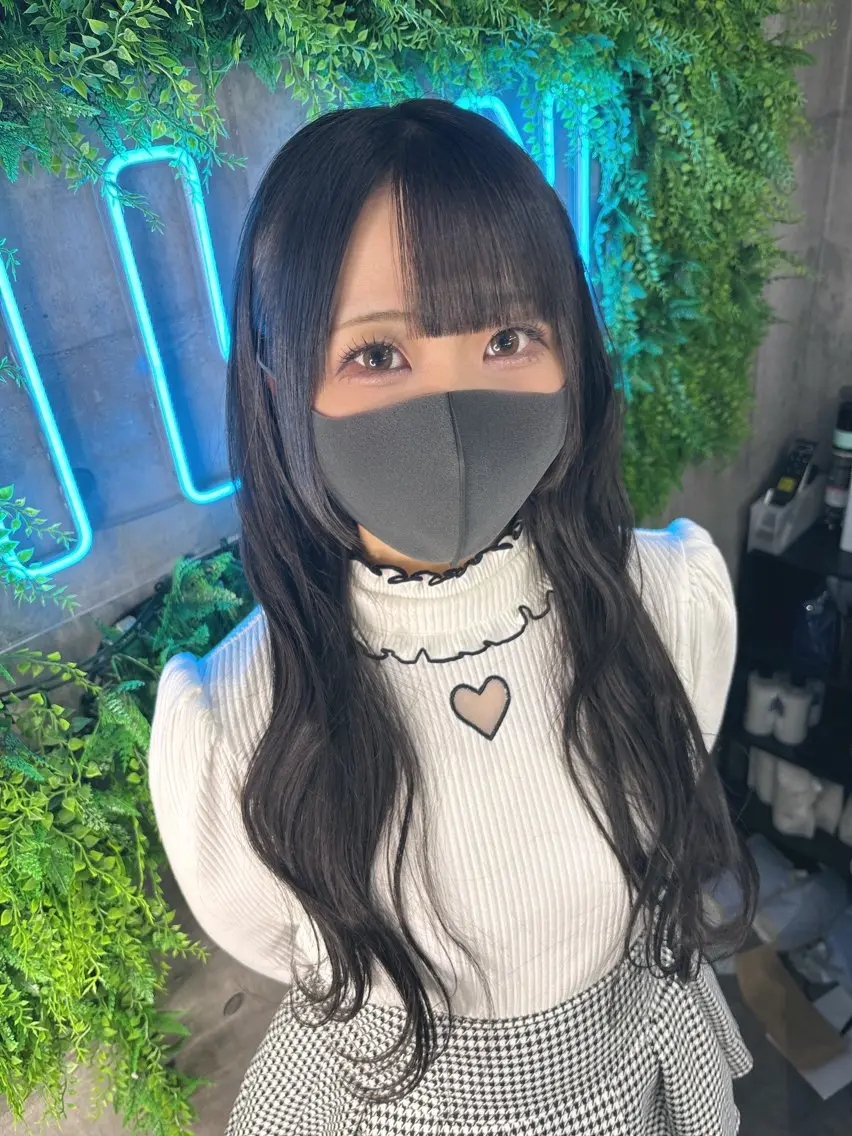 顔周り、毛先のメンテナンスカット💇♀️【ウルフ/ハイレイヤー/ボブ/ウルフ/ハッシュカット/丸みショート】の写真