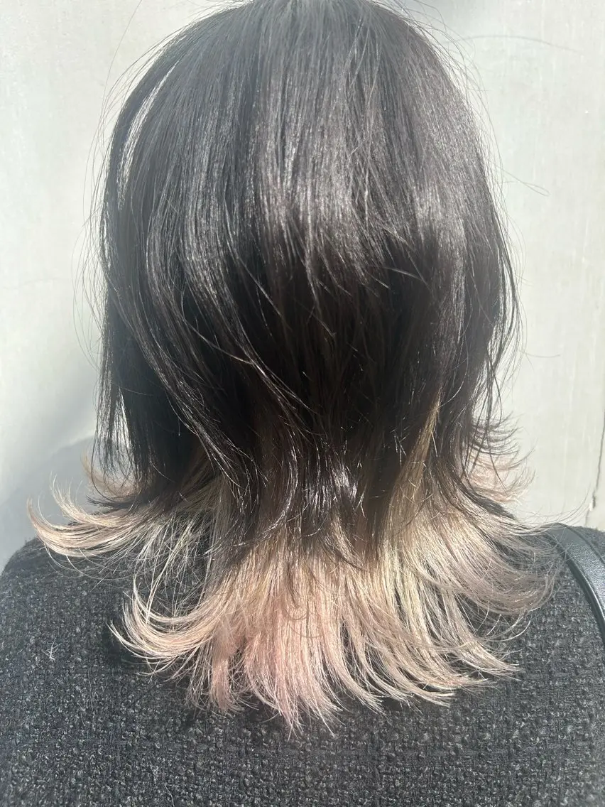 ミディアム カラー カット ヘアカラー トリートメント 若狭 彩花のヘアスタイル