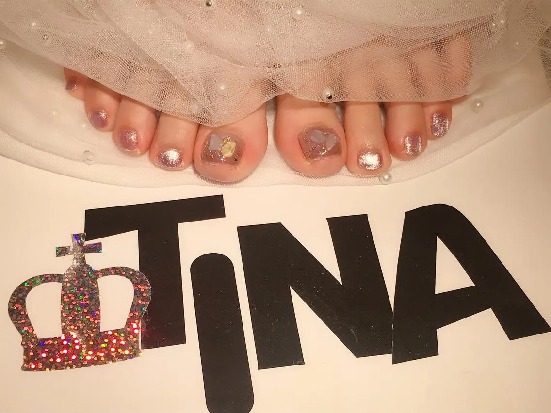 ネイル Tinaネイル 難波のネイルデザイン