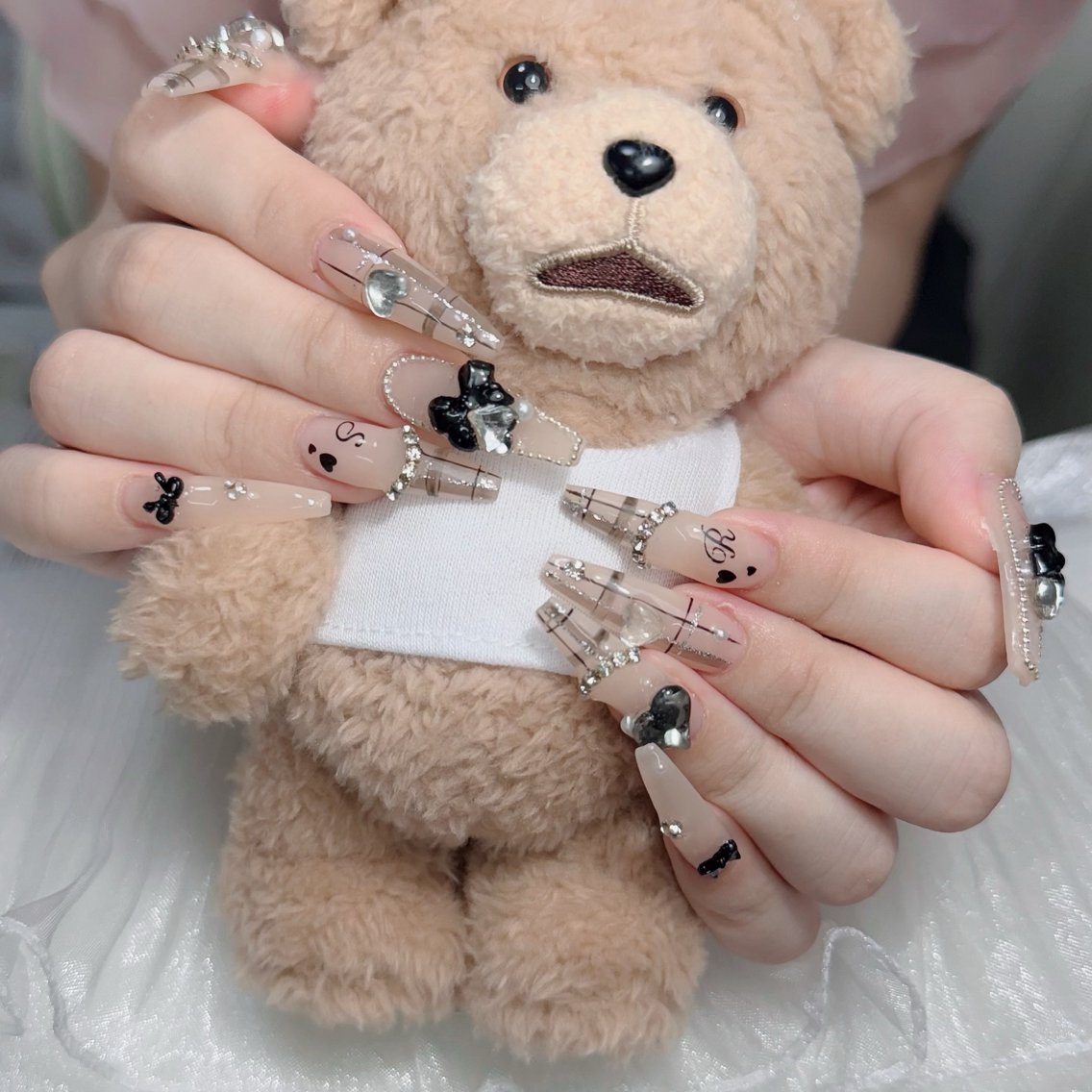 ネイル チークネイル 長さ出し フラッシュネイル フレンチネイル グラデーション ハンドネイル Lenie Nail Salonのネイルデザイン