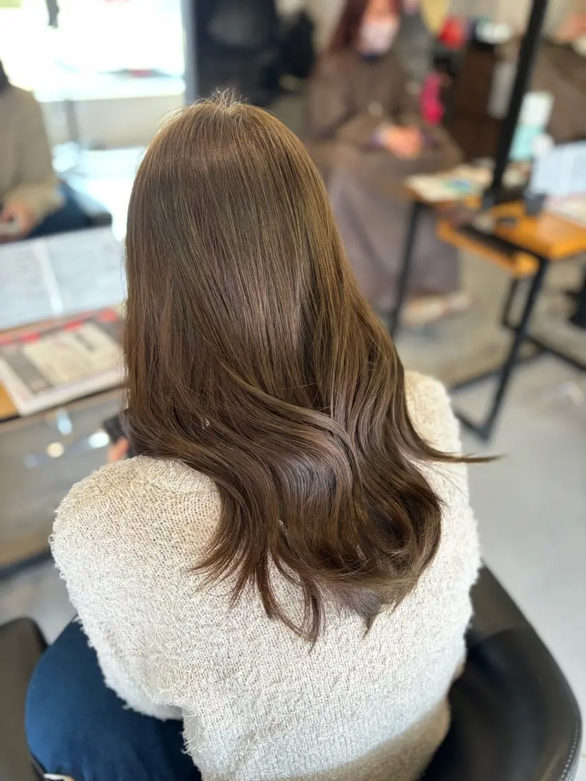 セミロング カラー カット ヘアカラー 山路 結花のヘアスタイル
