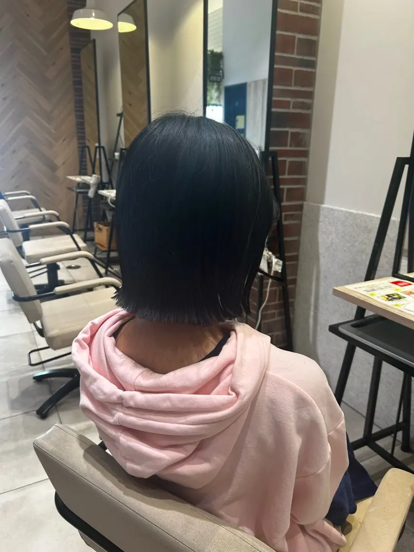 minimo限定50%OFF🌈 🌈レディースカット(シャンプー別) ¥4290→¥2145の写真