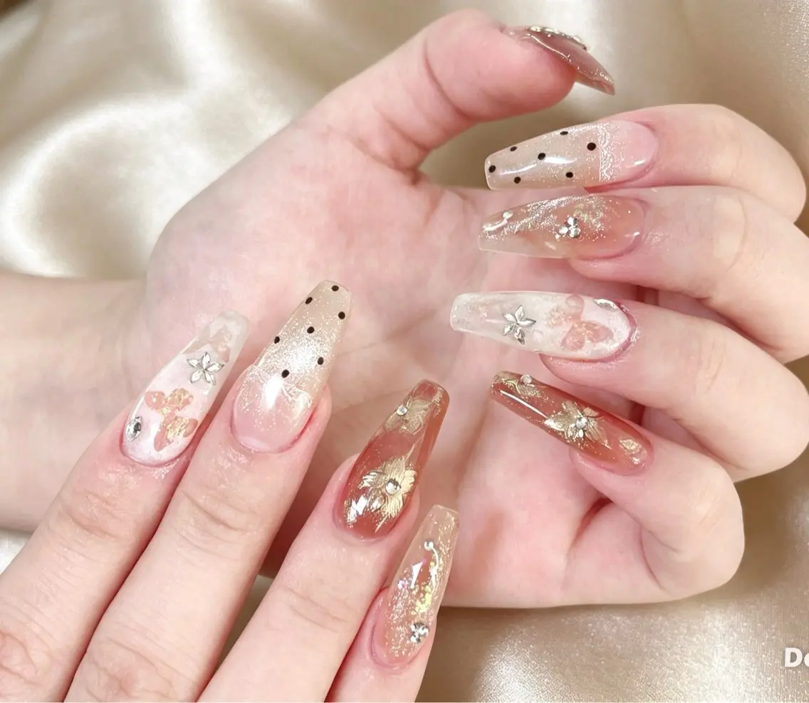 ネイル Glow Nail スカルプ専門店のネイルデザイン