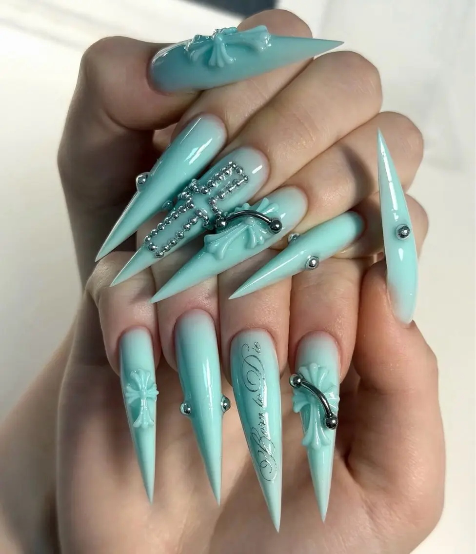 ネイル アートネイル ボルドー フレンチネイル ジェルネイル 氷ネイル・うるうるネイル ハンドネイル Julie Nail Rinのネイルデザイン