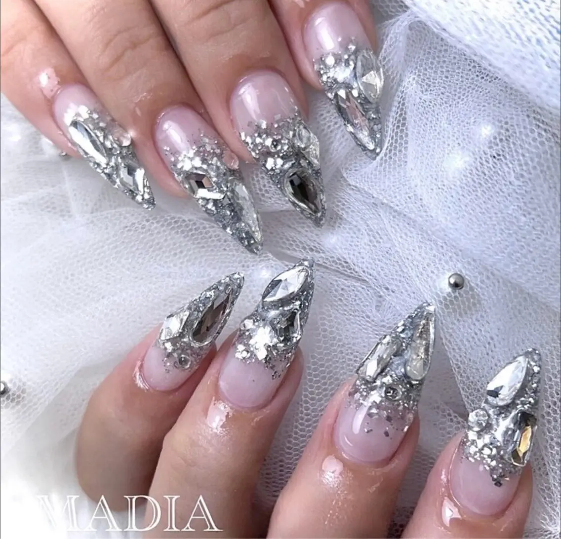 ネイル ハンドネイル MADIA RUNAのネイルデザイン