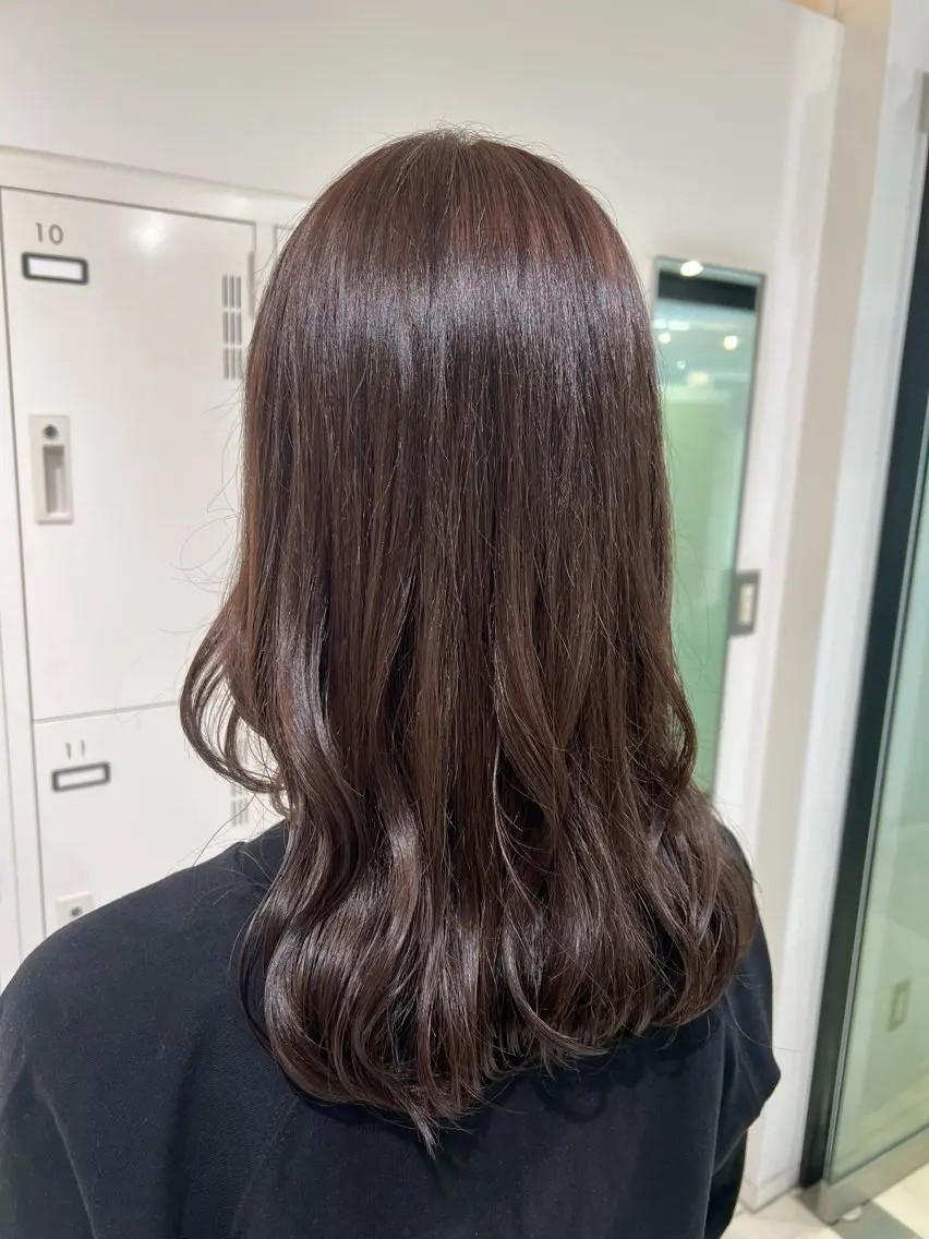 セミロング カラー 透明感カラー グレージュ ヘアカラー トリートメント 【暖色カラー特化】 中山由梨のヘアスタイル