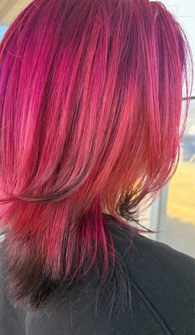ミディアム カラー 森野 麻梨のヘアスタイル