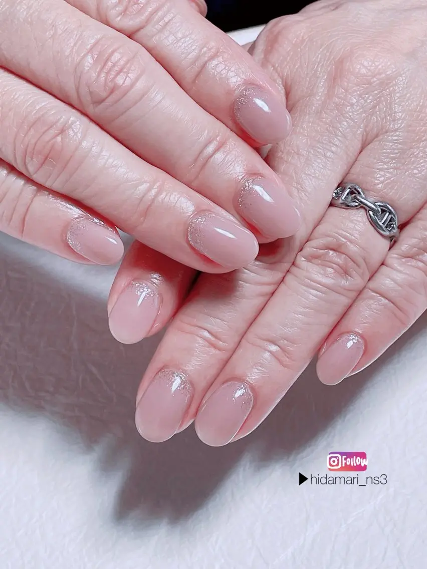 ネイル グラデーション ラメ(グリッター) ラメグラデーション ワンカラーネイル シンプルネイル ハンドネイル NailSalon ひだまりのネイルデザイン