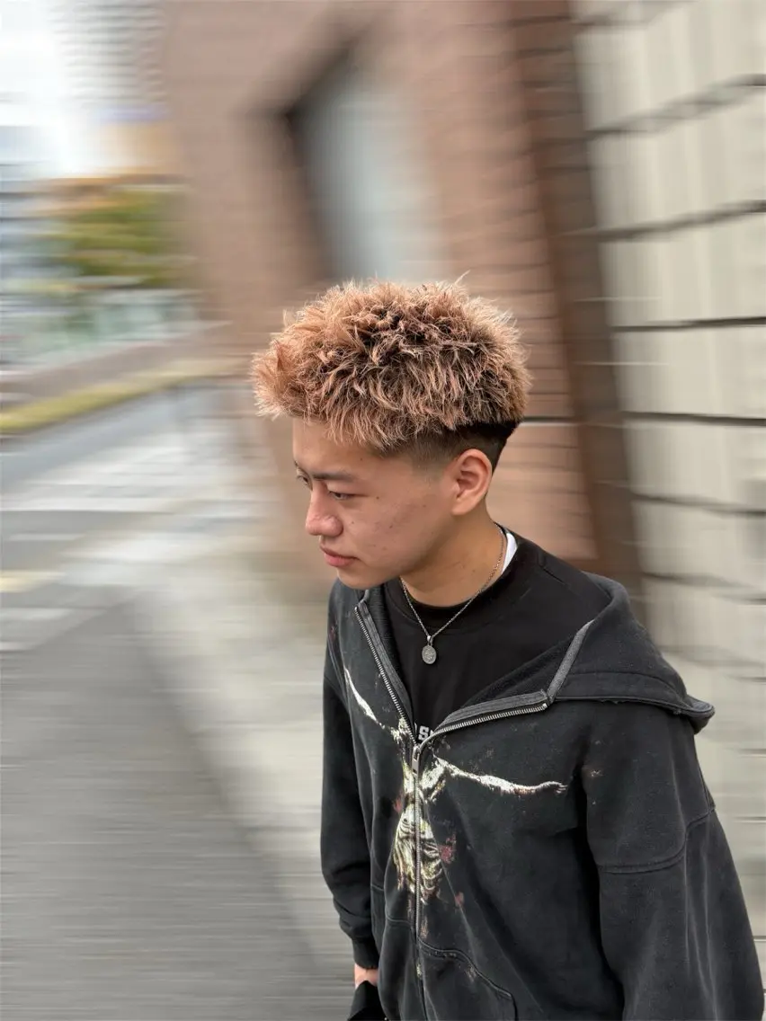 ショート カラー メンズ スパイキーショート/ 海外風特化/田代悠大のヘアスタイル