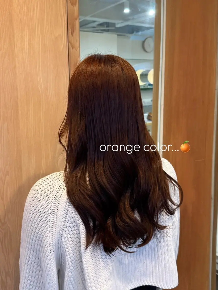 ロング カラー 尾崎 ひなののヘアスタイル