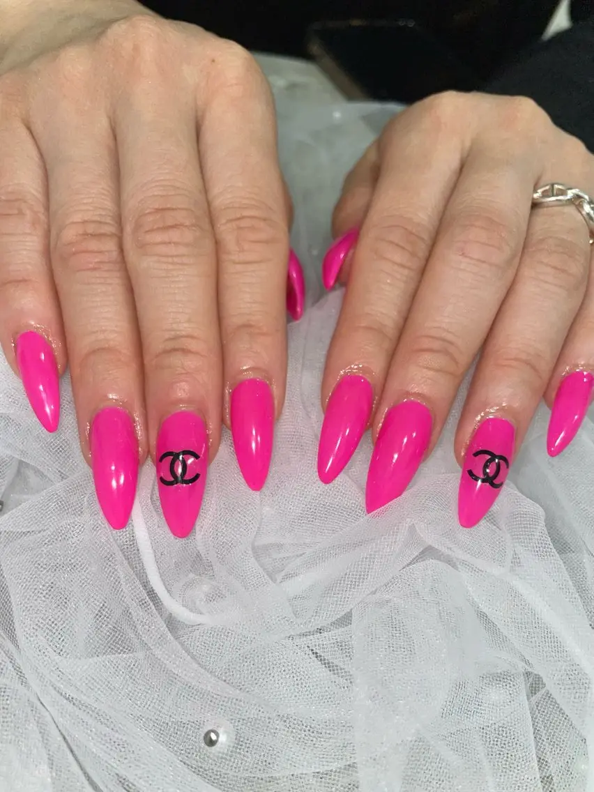 長さ出し10本💅やり放題、オフなしの写真