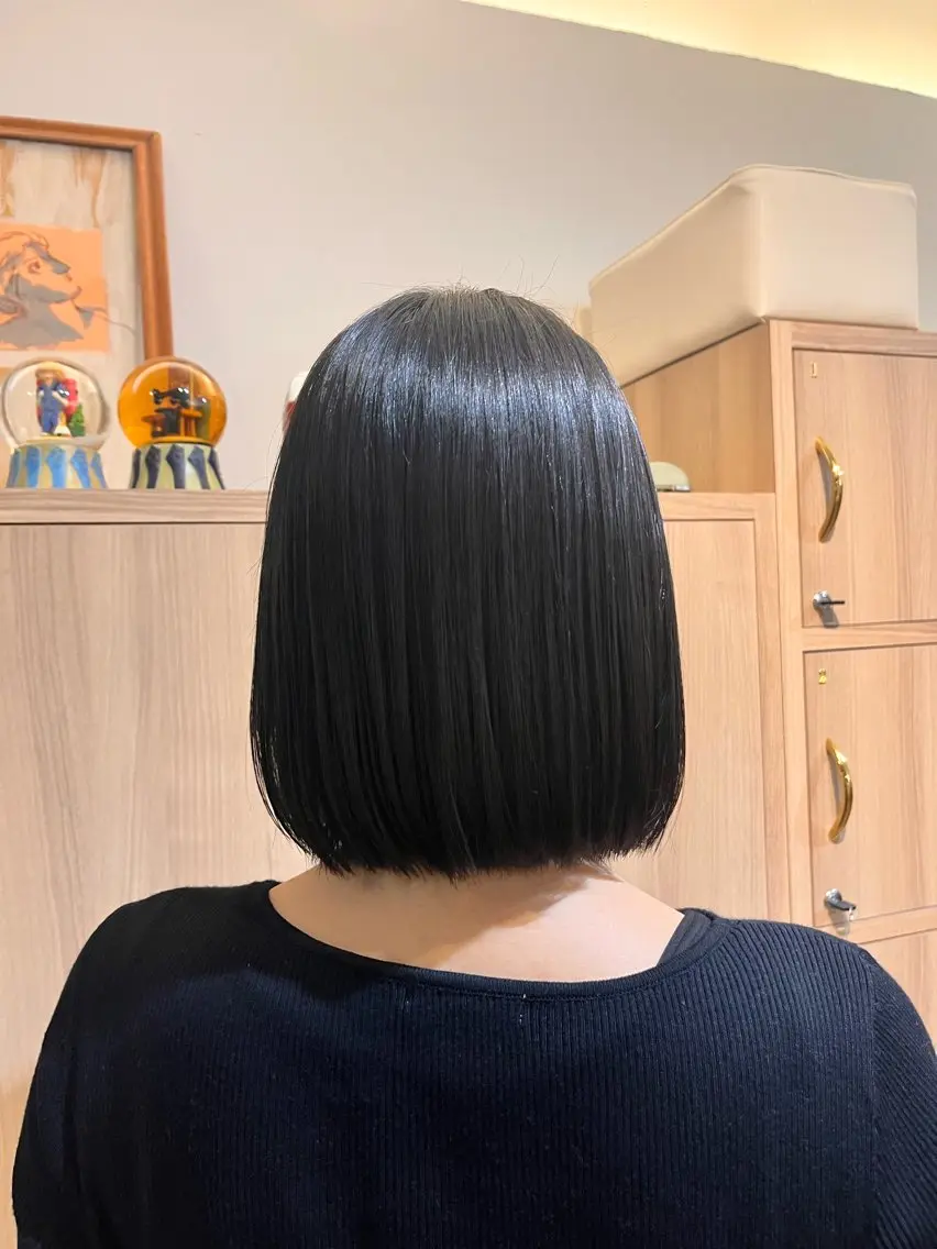 ショート ボブ カット 臺 佳連のヘアスタイル
