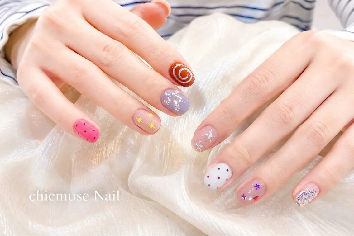 ネイル フラッシュネイル フットネイル フレンチネイル ジェルネイル ガラスフレンチ chicmuse nailのネイルデザイン