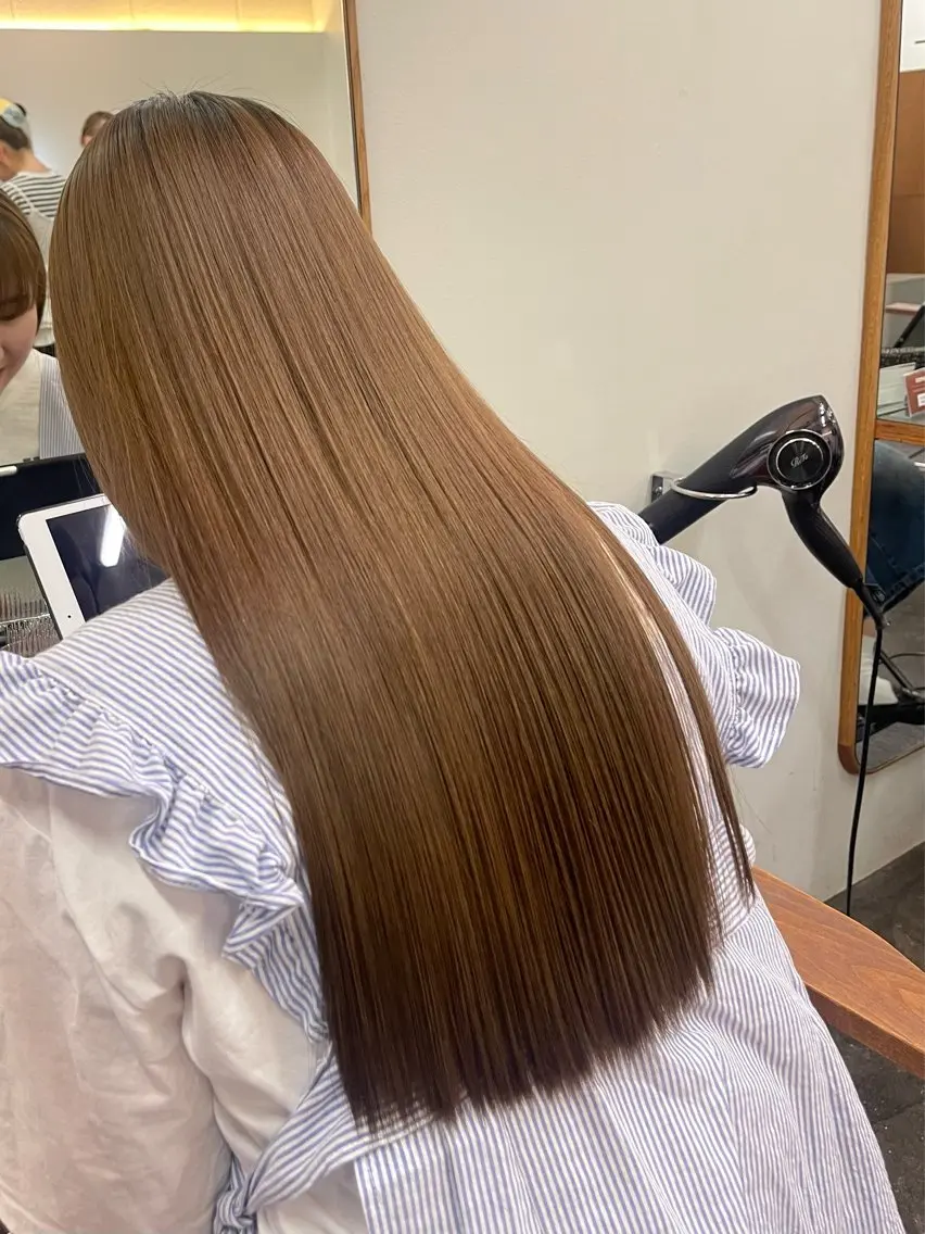 ロング 縮毛矯正 カット ヘアカラー 縮毛矯正 トリートメント 蜂須賀🐝縮毛矯正 ストレートパーマのヘアスタイル