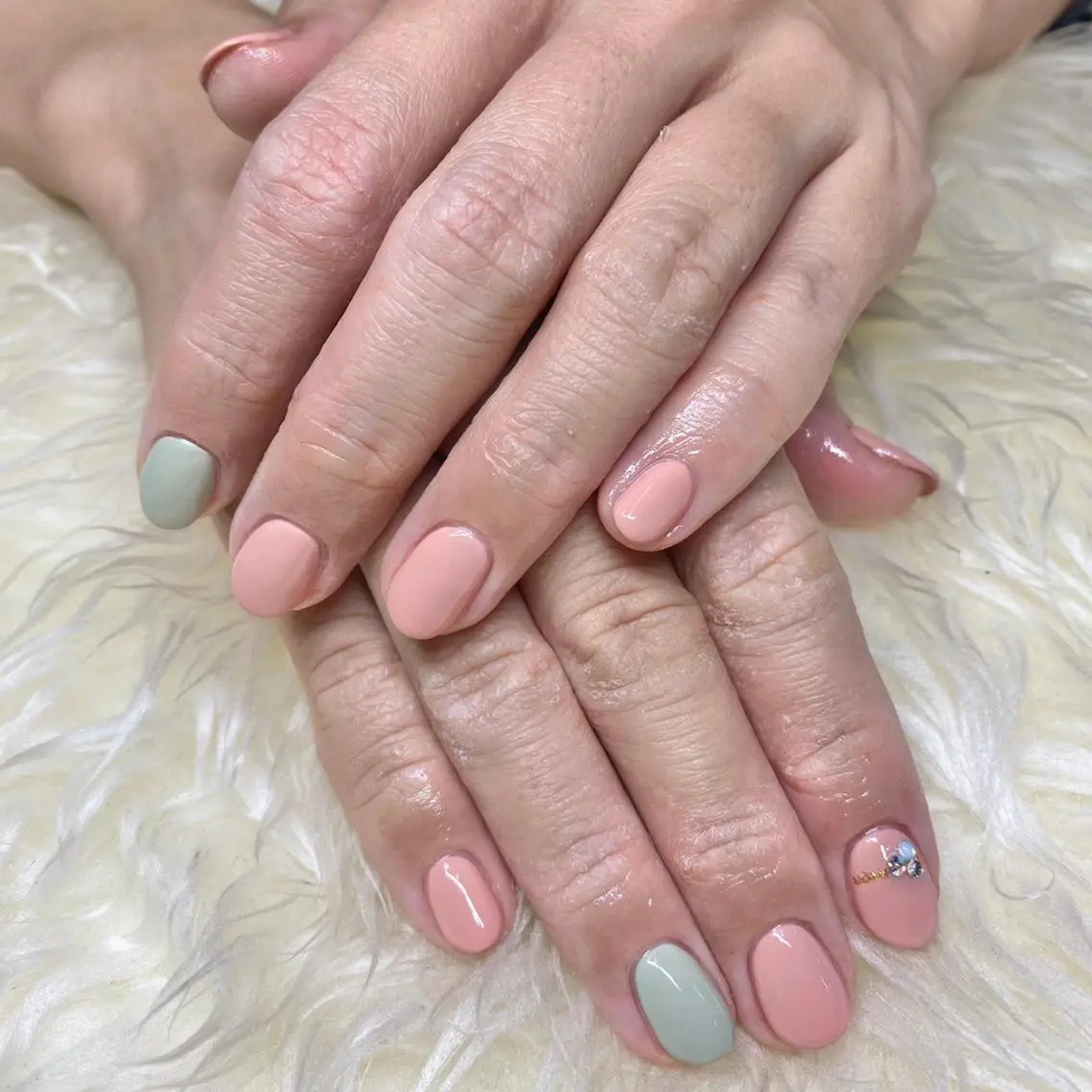 ネイル アートネイル シンプルネイル ハンドネイル Nail&eye Belire 新宿のネイルデザイン