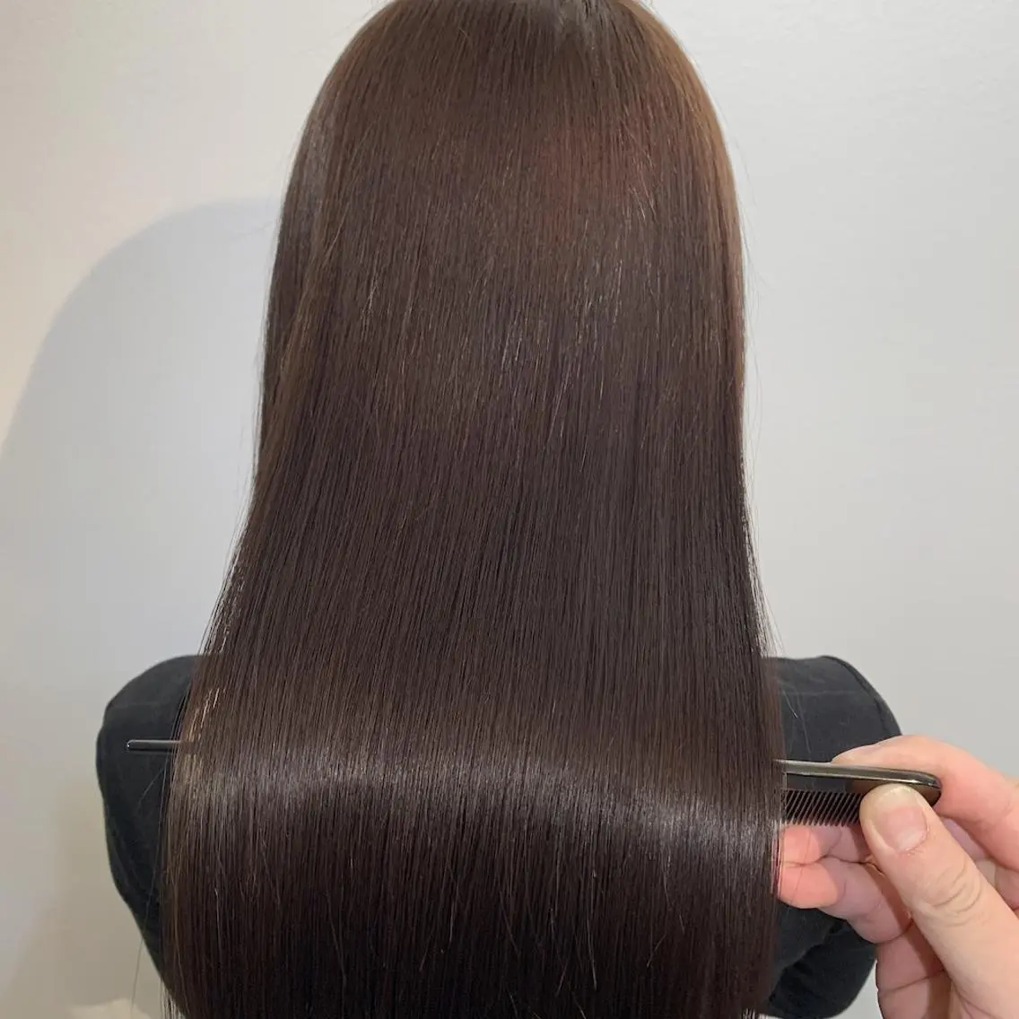 ロング 縮毛矯正 丸山 真菜のヘアスタイル