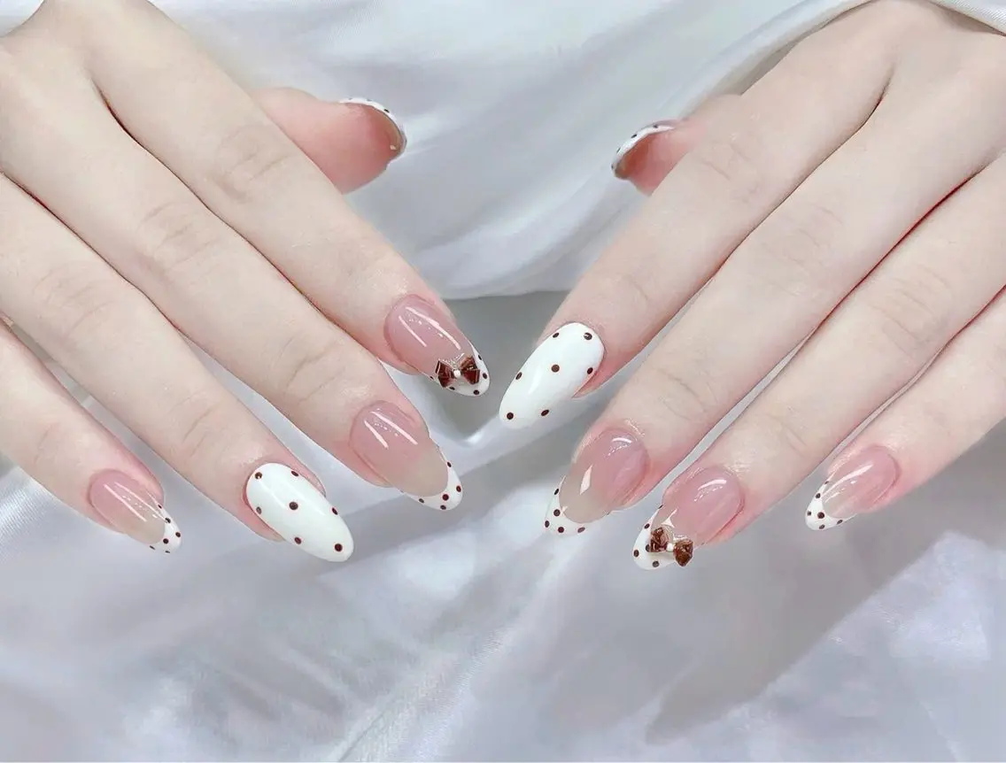 ネイル 韓国ネイル 持ち込み ニュアンスネイル ネイルチップ ハンドネイル TABI ANA.CHUOのネイルデザイン
