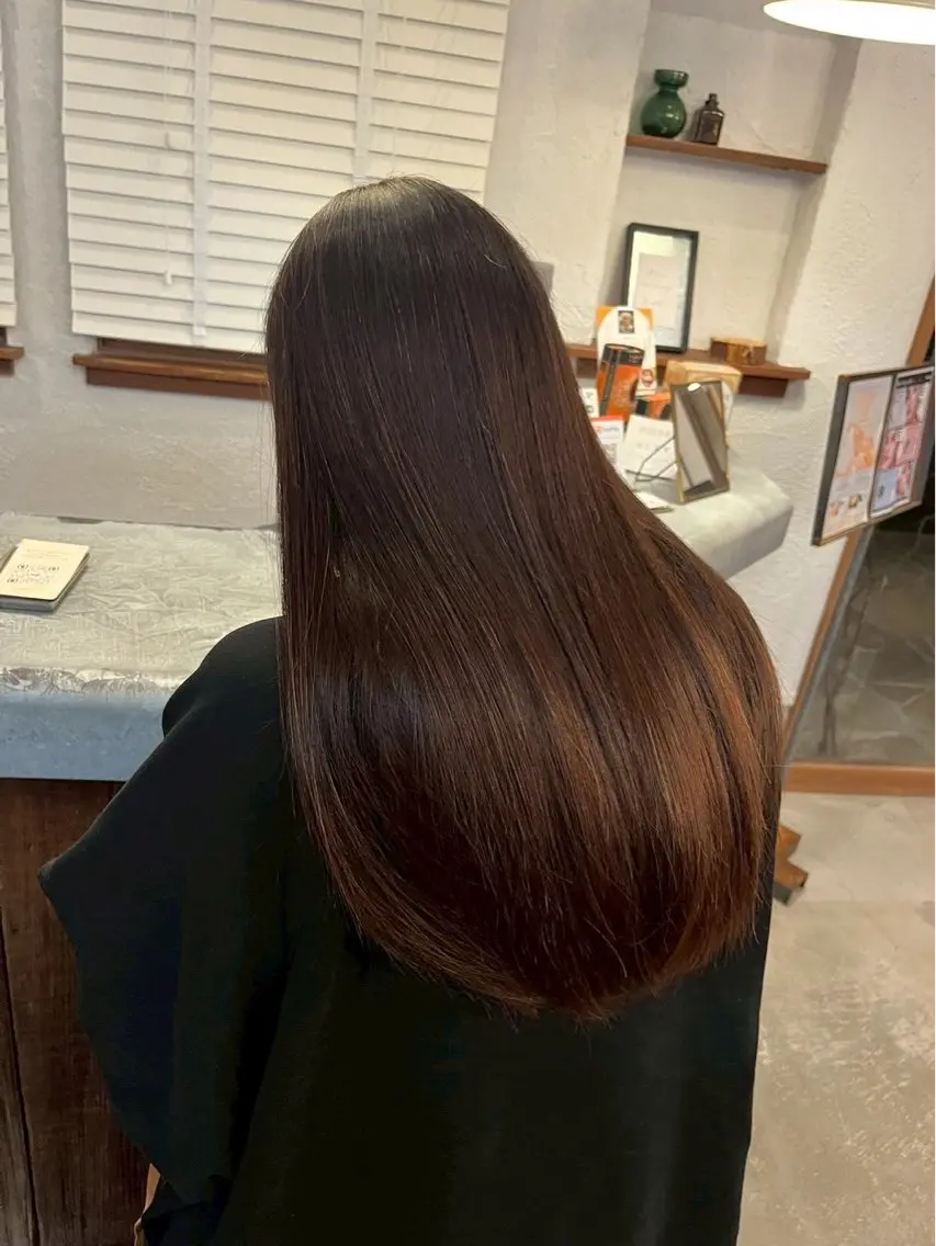 ロング カラー ヘアカラー 山口 二胡のヘアスタイル