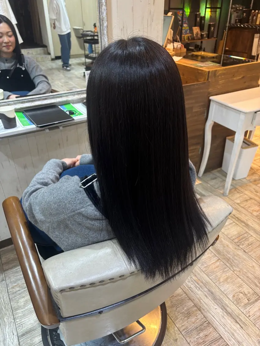 セミロング カラー ブリーチ 髪質改善 トリートメント ヘアカラー トリートメント 艶カラー/縮毛矯正 まなとのヘアスタイル