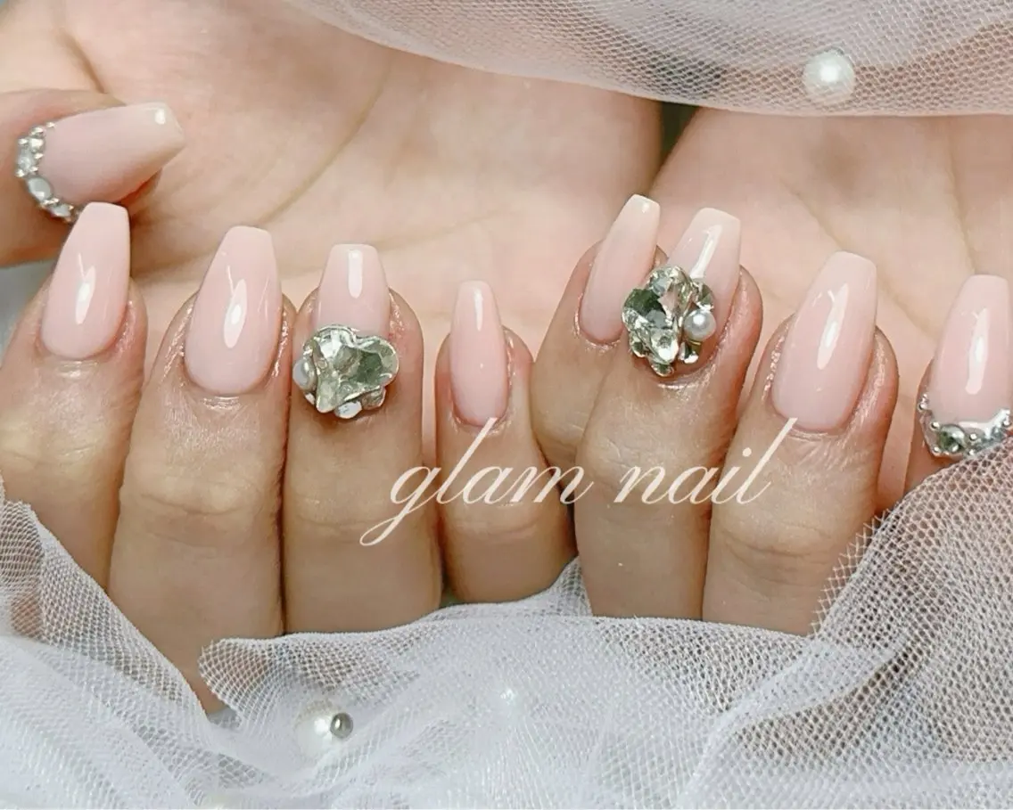 ネイル ハンドネイル エツメ💅 長さ出し🎀デザインのネイルデザイン