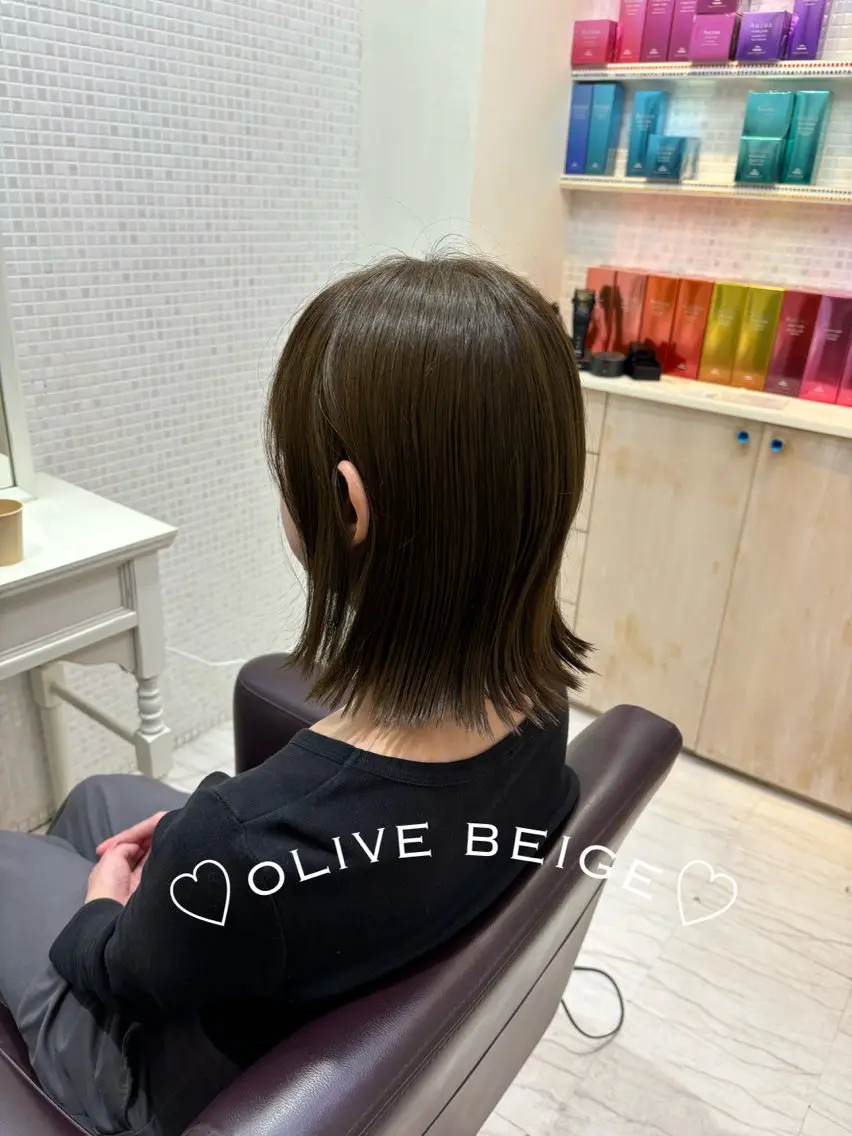 ミディアム カラー 黒髪 ケアカラー ダブルカラー カット ヘアカラー トリートメント 🍒桜井 優華🍒のヘアスタイル