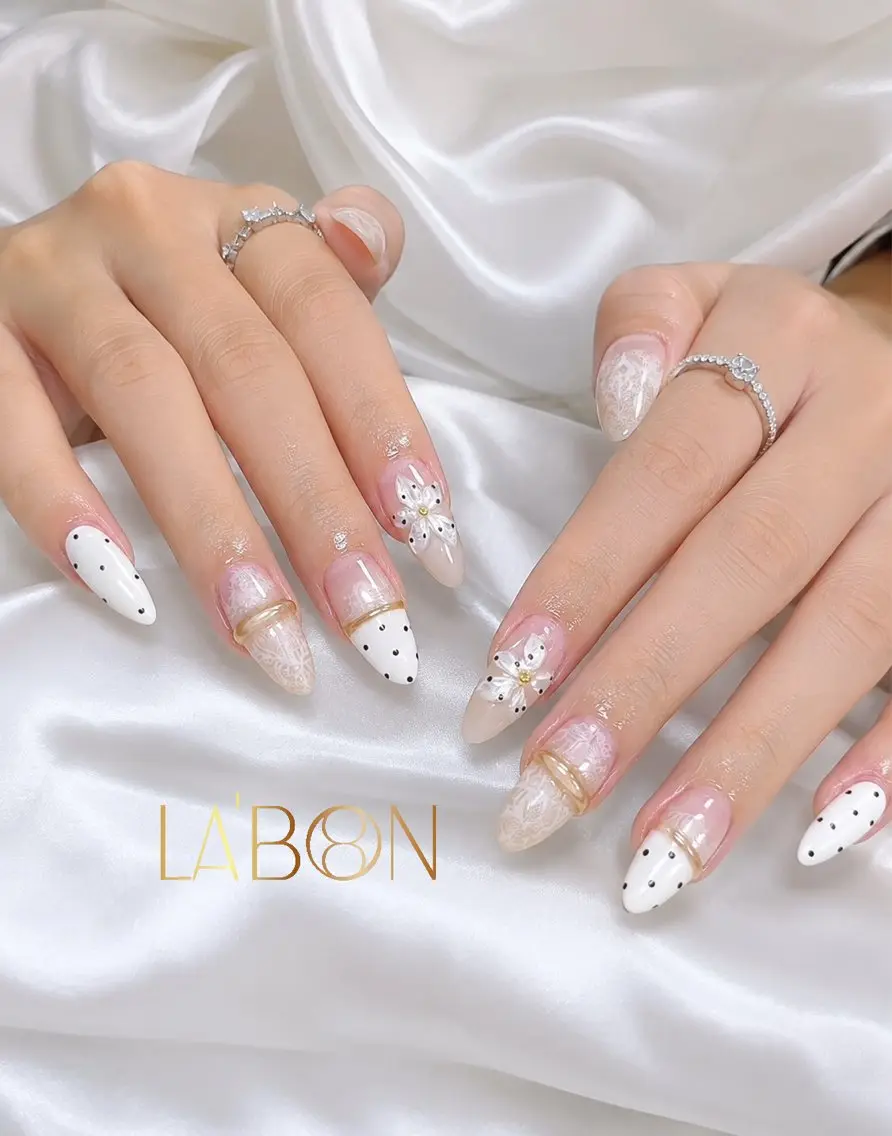 ネイル アートネイル ジェルネイル キラキラネイル 韓国ネイル ロングネイル Labon Nails Artのネイルデザイン