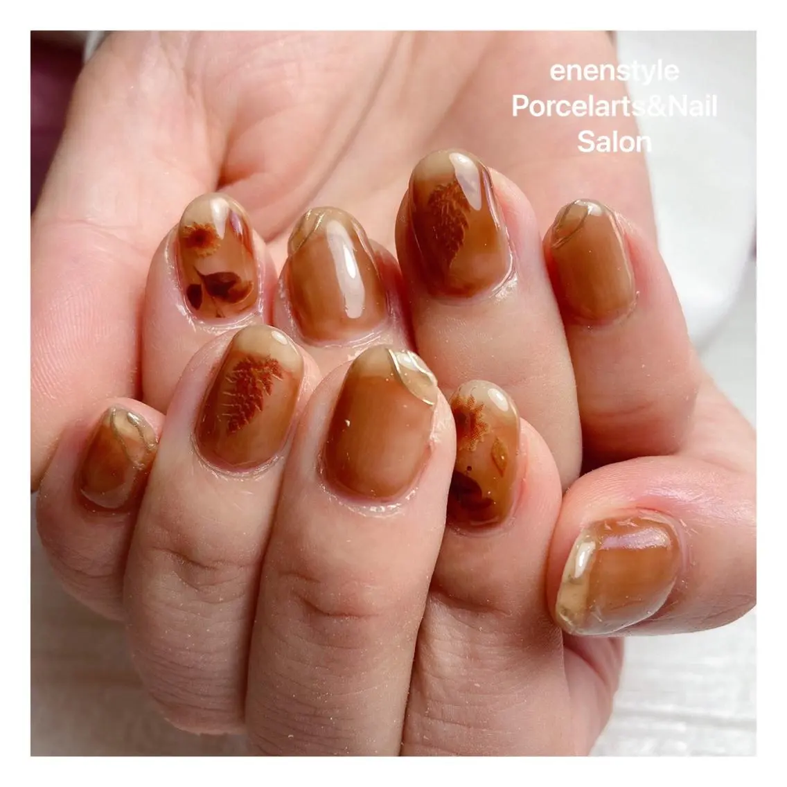 ミディアム ネイル 🐾enen style 🐾のネイルデザイン