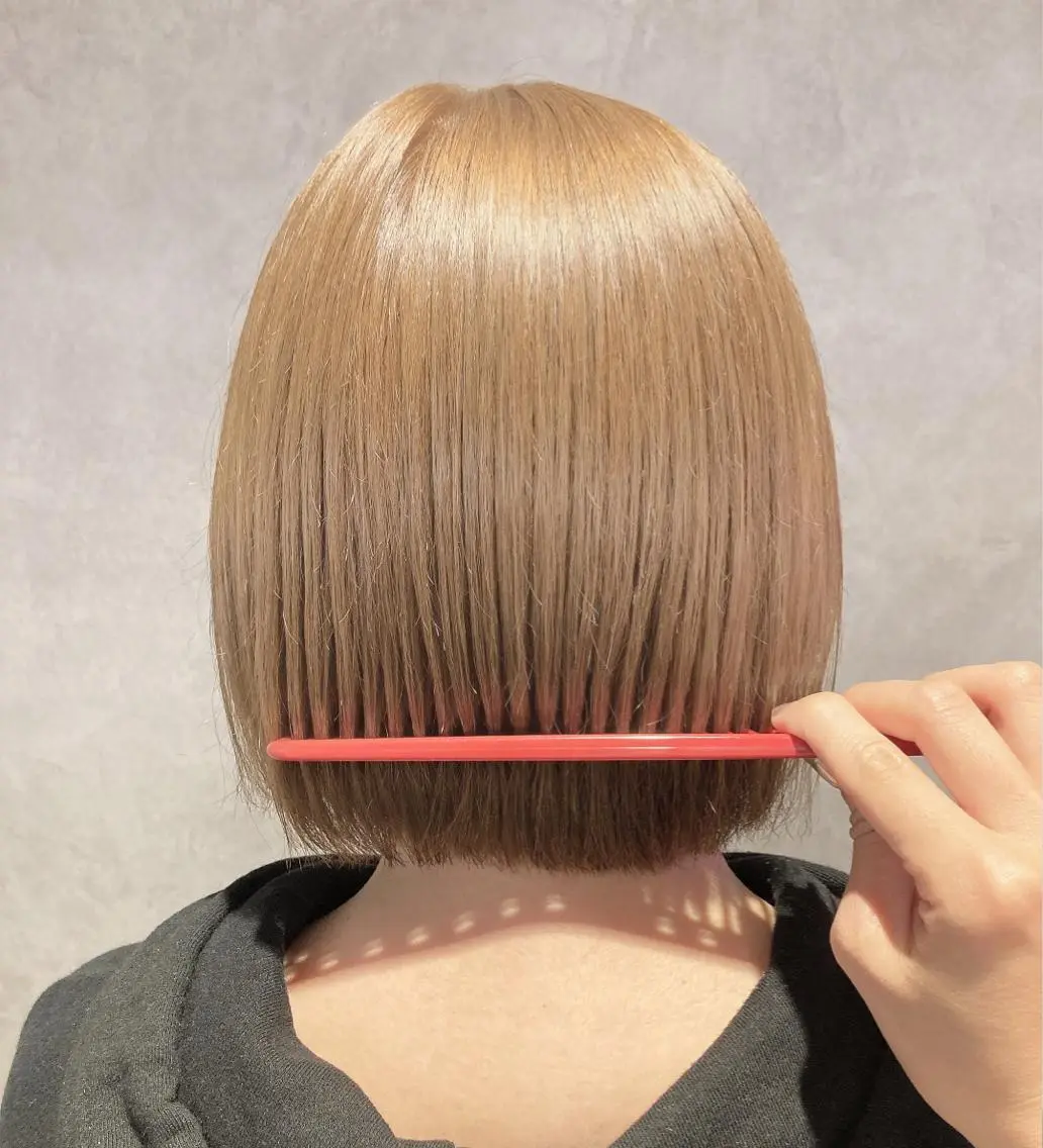 ショート カラー ブリーチ ブリーチなしカラー ボブ カット ヘアカラー トリートメント ヘッドスパ スキバサミを使わない カット🌼唯🌼のヘアスタイル