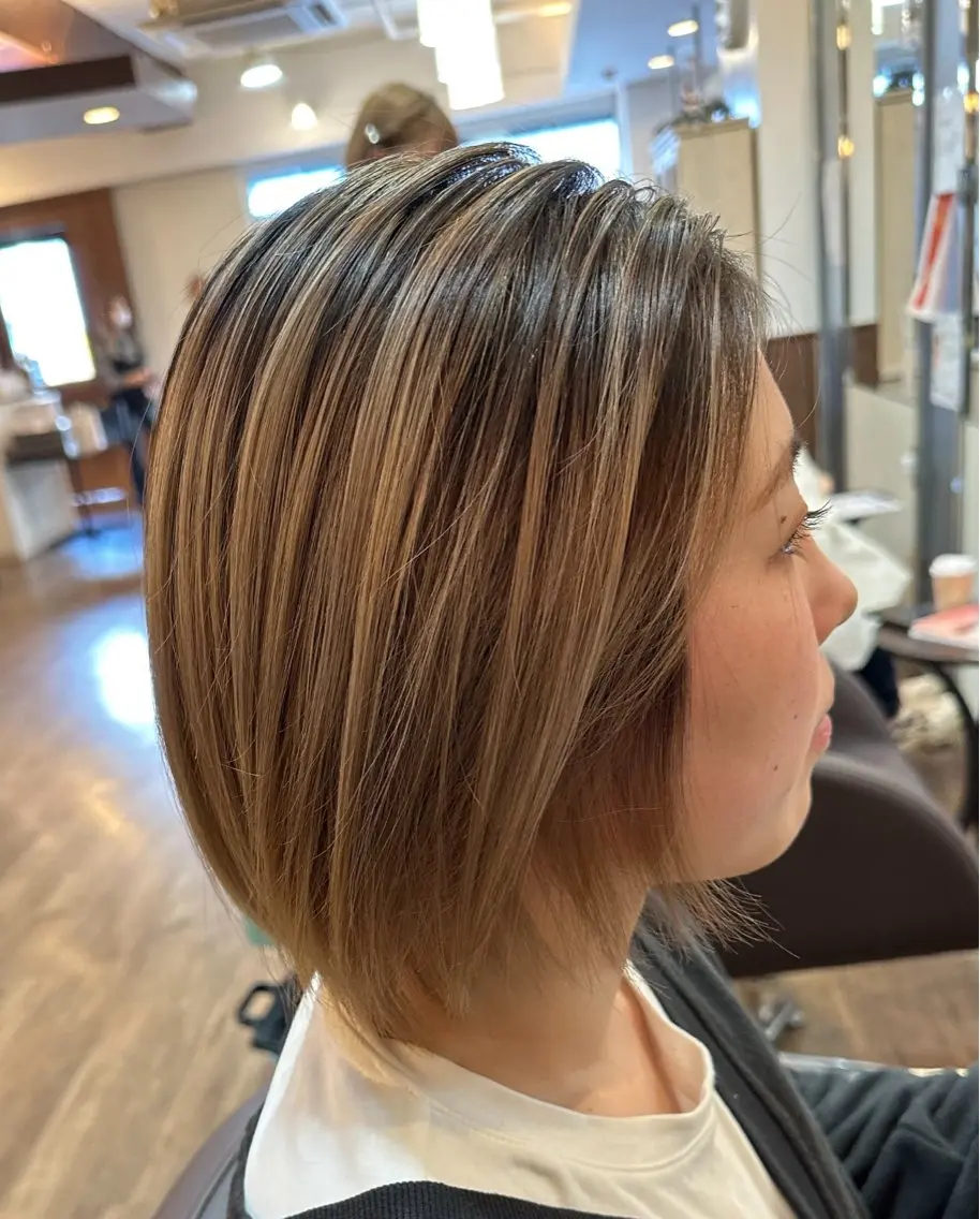 カラー バレイヤージュ ハイライトカラー カット ヘアカラー 溝口 和弘のヘアスタイル