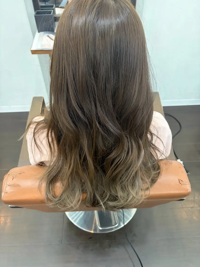 ロング 透明感カラー/名駅 どぅーのヘアスタイル