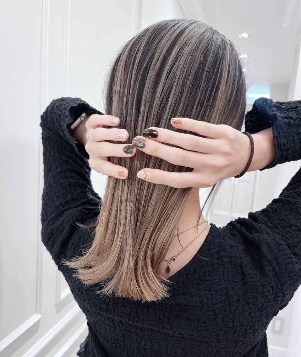 ミディアム カラー カット ヘアカラー トリートメント 🎀可愛くします💗 空きあり✨のヘアスタイル
